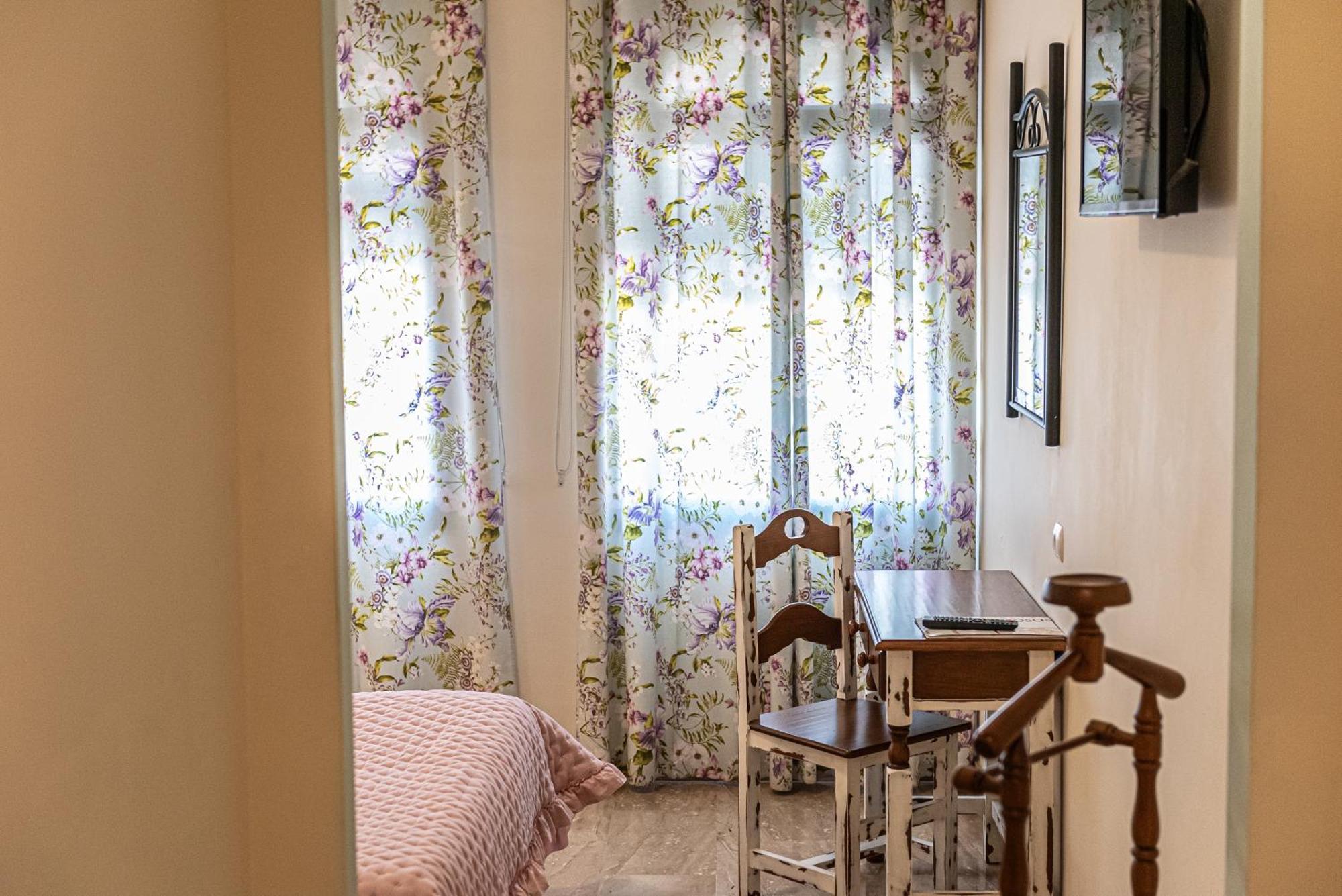 Priego de Córdoba Hotel Las Rosas מראה חיצוני תמונה